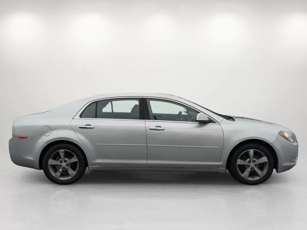 2012 /Ebony Chevrolet Malibu LT w/1LT (1G1ZC5EU2CF) with an Gas/Ethanol 4-Cyl 2.4L/145 engine, 6-Speed Automatic w/manual shift transmission, located at 521 Old Farm Lane Rd, Prattville, AL, 36066, (334) 325-1505, 32.482460, -86.416367 - 2012 Chevrolet Malibu LT w/1LT - Photo#3