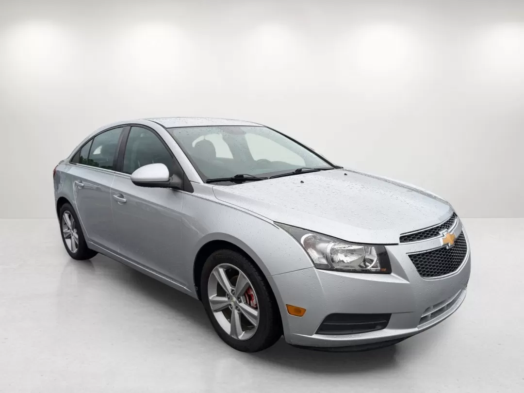 2014 /Jet Black Chevrolet Cruze 2LT (1G1PE5SB7E7) with an Other engine, located at 5115 14th Ave., Columbus, GA, 31904, (706) 323-0345, 32.511494, -84.971046 - **Discover Your Next Adventure with the 2014 Chevrolet Cruze 2LT at Gils Auto Phenix City #2**<br /> <br /> Are you ready to elevate your daily commute or weekend adventures? The 2014 Chevrolet Cruze 2LT is the perfect blend of economy and style, making it a fantastic choice for growing families, b - Photo#2