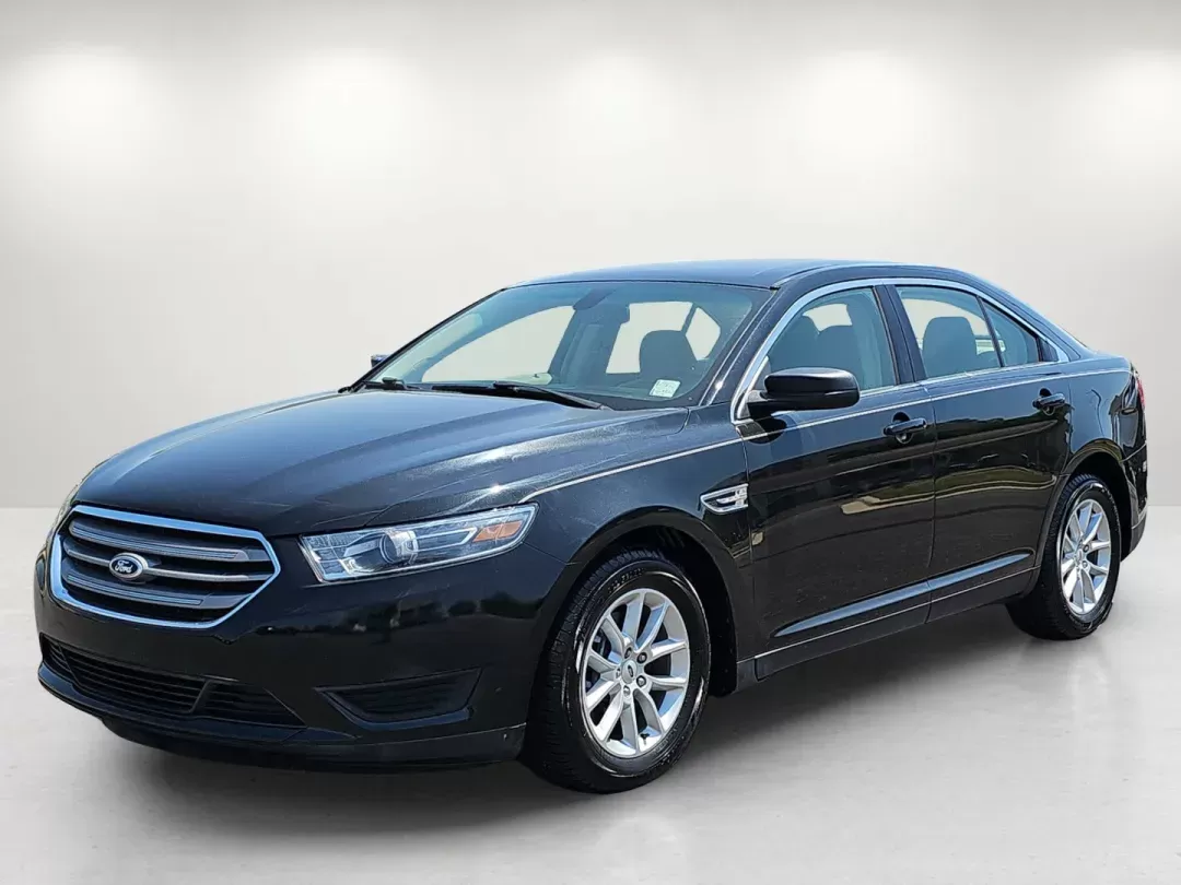 2014 Ford Taurus SE (1FAHP2D80EG) with an Regular Unleaded V-6 3.5 L/213 engine, 6-Speed Automatic w/OD transmission, located at 1430 Gateway Drive, Opelika, AL, 36801, (334) 239-0944, 32.637871, -85.409790 - 2014 Ford Taurus SE - Photo#0