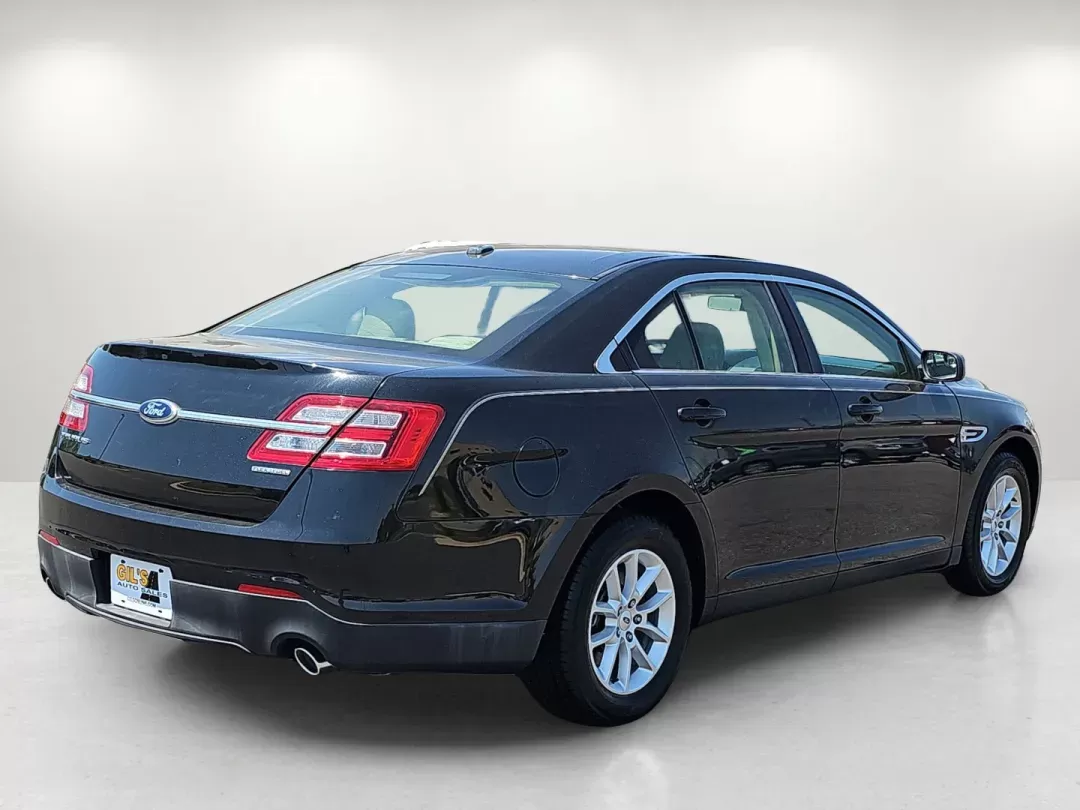 2014 Ford Taurus SE (1FAHP2D80EG) with an Regular Unleaded V-6 3.5 L/213 engine, 6-Speed Automatic w/OD transmission, located at 1430 Gateway Drive, Opelika, AL, 36801, (334) 239-0944, 32.637871, -85.409790 - 2014 Ford Taurus SE - Photo#4