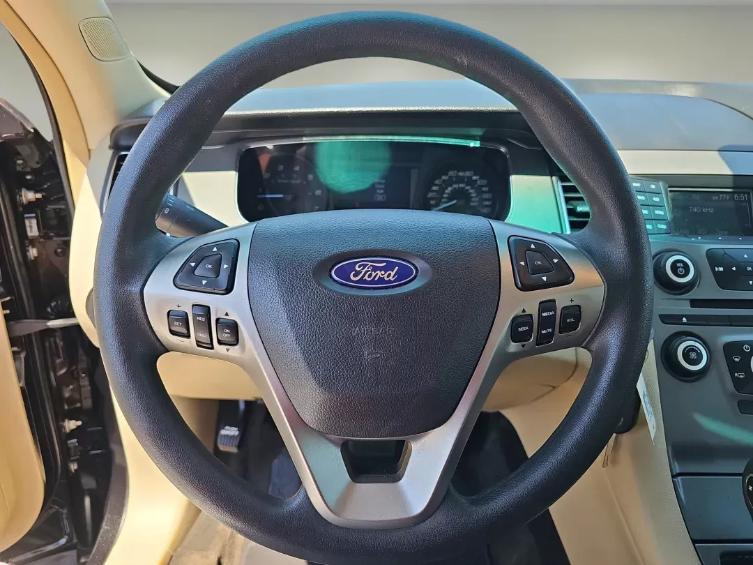 2014 Ford Taurus SE (1FAHP2D80EG) with an Regular Unleaded V-6 3.5 L/213 engine, 6-Speed Automatic w/OD transmission, located at 1430 Gateway Drive, Opelika, AL, 36801, (334) 239-0944, 32.637871, -85.409790 - 2014 Ford Taurus SE - Photo#10