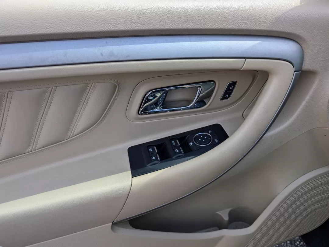 2014 Ford Taurus SE (1FAHP2D80EG) with an Other engine, located at 3959 U.S. 80 W, Phenix City, AL, 36870, (334) 297-4885, 32.469296, -85.135185 - **Discover Your Next Adventure with the 2014 Ford Taurus SE at Gils Auto - Columbus!**<br /> <br /> Are you searching for a reliable sedan that can handle both your daily commute and weekend adventures? Look no further than this gorgeous 2014 Ford Taurus SE, available now at Gils Auto, located at 51 - Photo#8