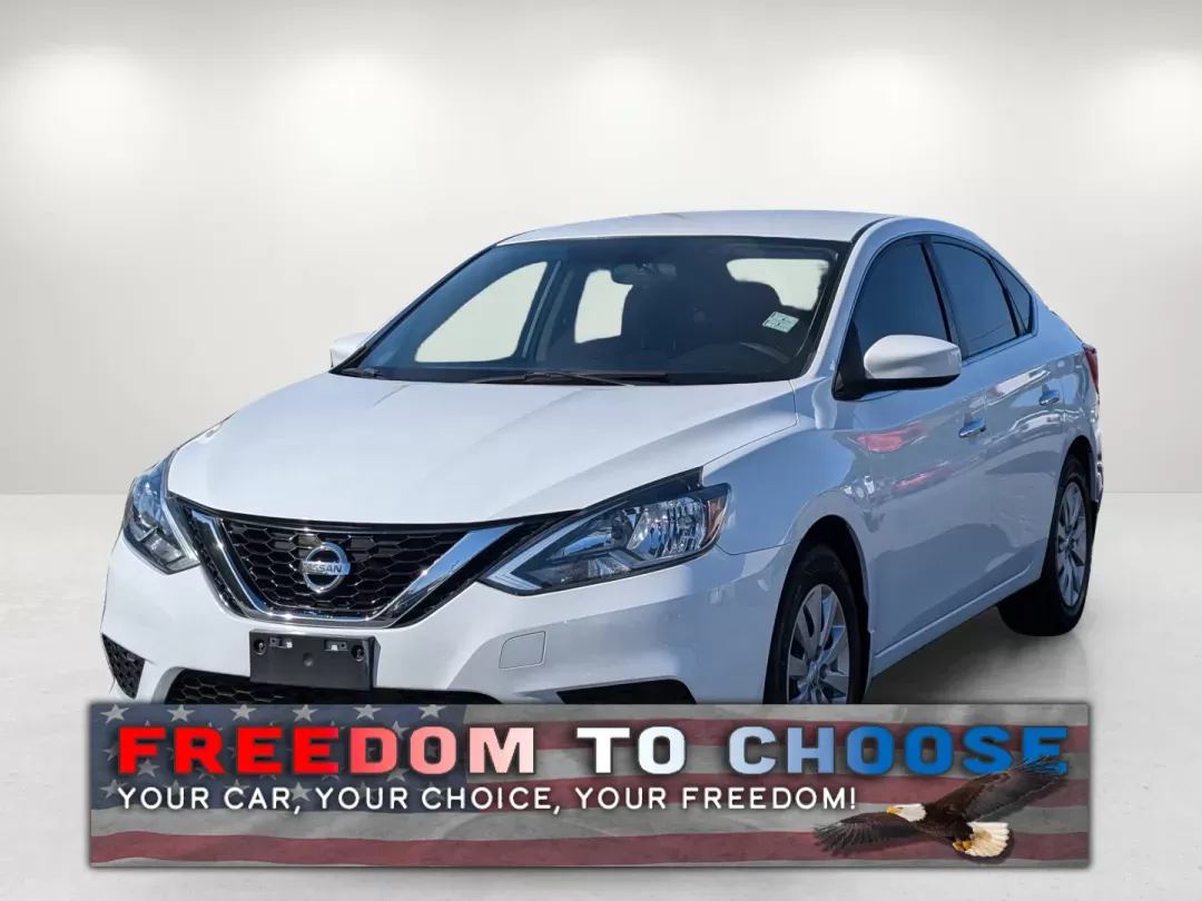 2017 /Charcoal Nissan Sentra S (3N1AB7AP8HY) with an Regular Unleaded I-4 1.8 L/110 engine, 1-Speed CVT w/OD transmission, located at 7000 Northlake Connector, Columbus, GA, 31904, (706) 987-8085, 32.524975, -84.978134 - ### Discover the Perfect Commuter Car: 2017 Nissan Sentra at Gils Auto - Phenix City<br /> <br /> Are you searching for a reliable and stylish sedan that can handle your daily commute with ease? Look no further than the 2017 Nissan Sentra, available now at Gils Auto in Phenix City, AL. This vehicle - Photo#0