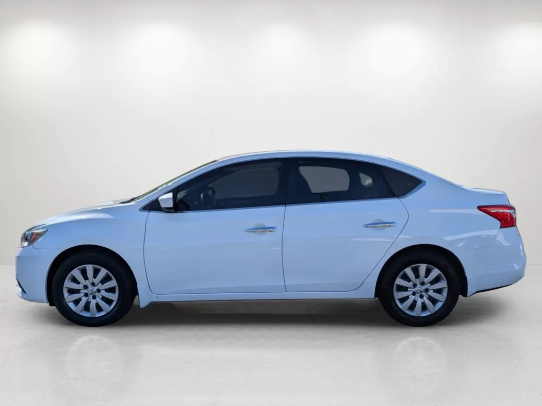 2017 /Charcoal Nissan Sentra S (3N1AB7AP8HY) with an Other engine, located at 1430 Gateway Drive, Opelika, AL, 36801, (334) 239-0944, 32.637871, -85.409790 - ### Discover Your Next Adventure with the 2017 Nissan Sentra from Gils Auto - Columbus #2!<br /> <br /> Are you searching for a reliable sedan that's perfect for your daily commute or family outings? Look no further than the 2017 Nissan Sentra S, available now at Gils Auto - Columbus #2! With its sp - Photo#1
