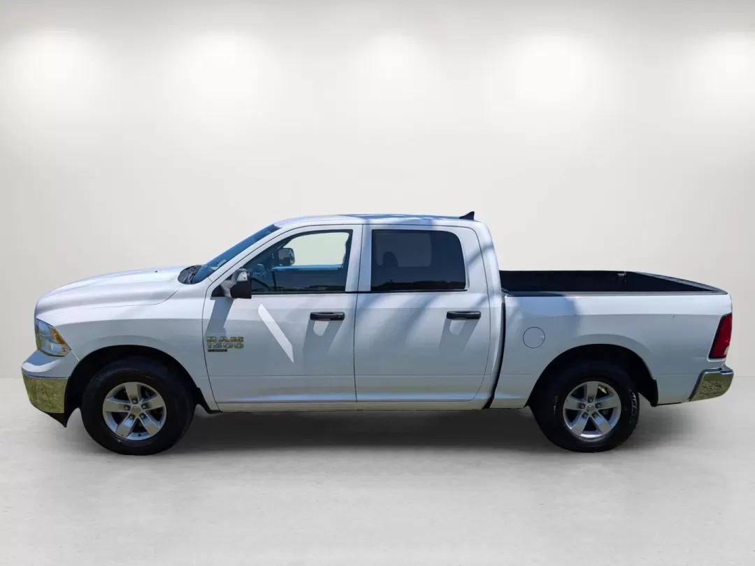 2022 /Diesel Gray/Black Ram 1500 SLT (1C6RR6LGXNS) with an Other engine, located at 804 22nd Ave, Phenix City, AL, 36870, (334) 297-1860, 32.484749, -85.024475 - **Unleash the Power of Adventure with the 2022 Ram 1500 Classic SLT at Gils Auto - Columbus!**<br /> <br /> Are you ready to elevate your driving experience? Whether you're navigating the busy streets of Columbus, GA, or heading out for a weekend adventure, the 2022 Ram 1500 Classic SLT is your perf - Photo#7