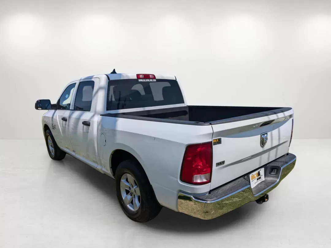 2022 /Diesel Gray/Black Ram 1500 Classic SLT (1C6RR6LGXNS) with an Regular Unleaded V-6 3.6 L/220 engine, 8-Speed Automatic w/OD transmission, located at 5115 14th Ave., Columbus, GA, 31904, (706) 323-0345, 32.511494, -84.971046 - 2022 Ram 1500 Classic SLT - Photo#7