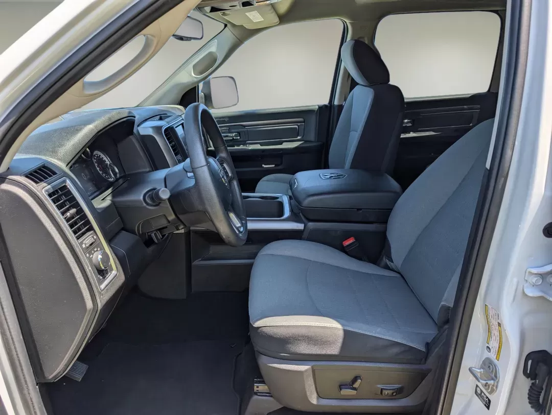 2022 /Diesel Gray/Black Ram 1500 Classic SLT (1C6RR6LGXNS) with an Regular Unleaded V-6 3.6 L/220 engine, 8-Speed Automatic w/OD transmission, located at 5115 14th Ave., Columbus, GA, 31904, (706) 323-0345, 32.511494, -84.971046 - 2022 Ram 1500 Classic SLT - Photo#10