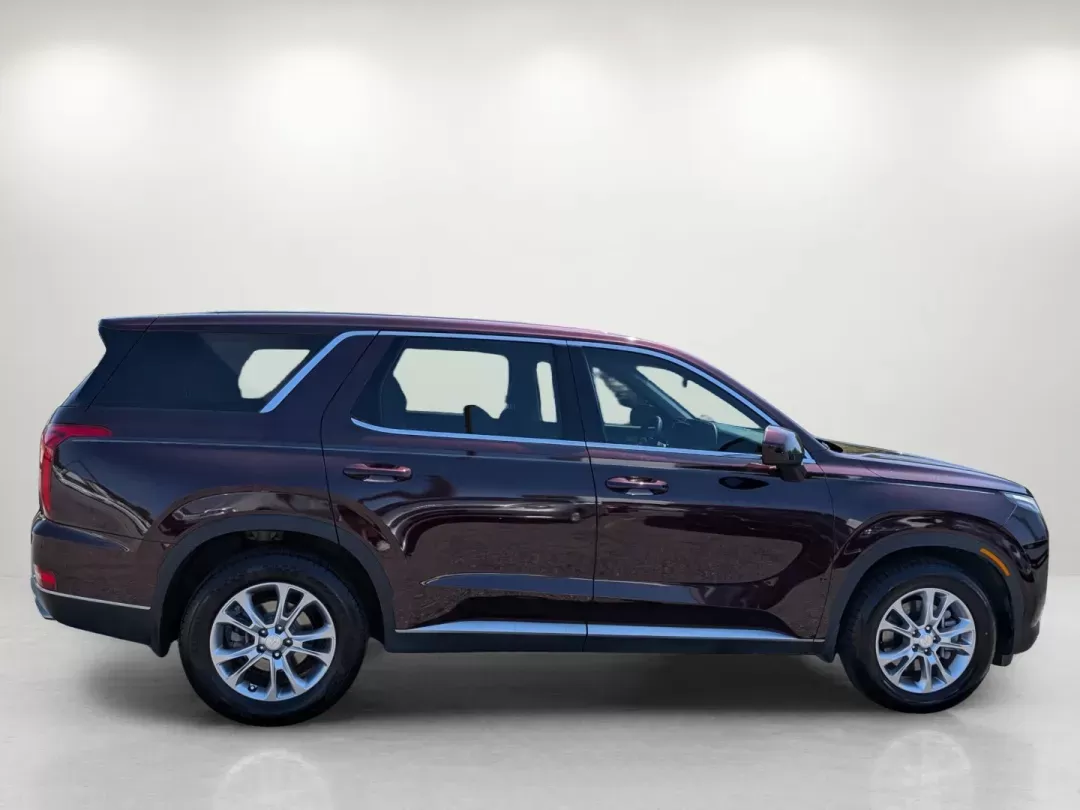 2021 /Gray Hyundai Palisade SE (KM8R1DHE1MU) with an Regular Unleaded V-6 3.8 L/231 engine, 8-Speed Automatic w/OD transmission, located at 521 Old Farm Lane Rd, Prattville, AL, 36066, (334) 325-1505, 32.482460, -86.416367 - 2021 Hyundai Palisade SE - Photo#4