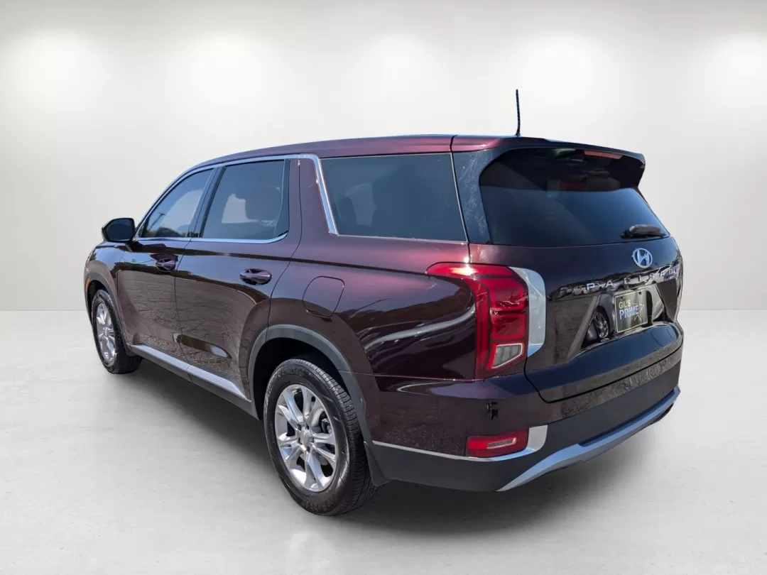 2021 /Gray Hyundai Palisade SE (KM8R1DHE1MU) with an Other engine, located at 3959 U.S. 80 W, Phenix City, AL, 36870, (334) 297-4885, 32.469296, -85.135185 - **Drive Your Next Adventure in Style with the 2021 Hyundai Palisade SE!**<br /> <br /> Are you ready to elevate your family road trips or weekend getaways? The 2021 Hyundai Palisade SE is the SUV that combines style, comfort, and practicality, making it the perfect choice for growing families and ad - Photo#6