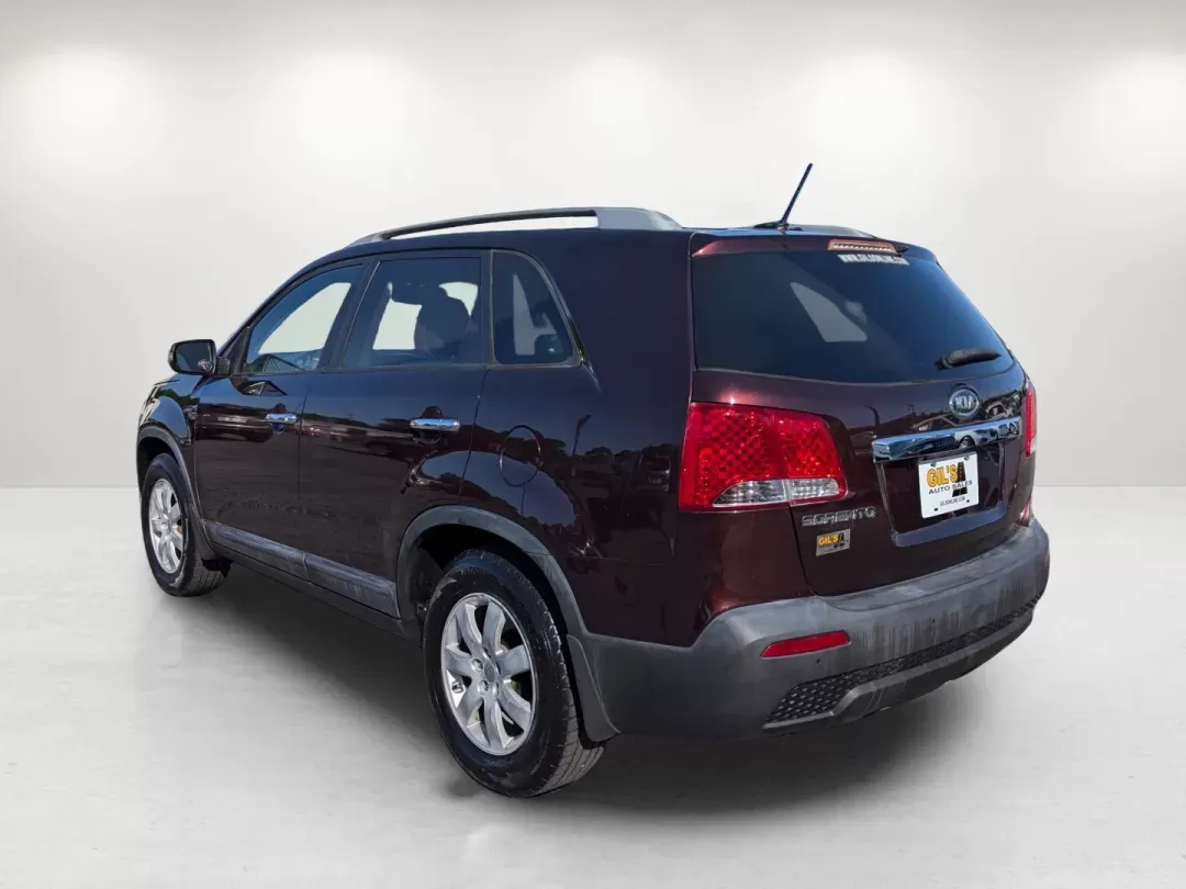 2011 /Beige Kia Sorento LX (5XYKT3A16BG) with an Gas I4 2.4L/144 engine, 6-Speed Automatic w/OD Sportmatic transmission, located at 7000 Northlake Connector, Columbus, GA, 31904, (706) 987-8085, 32.524975, -84.978134 - 2011 Kia Sorento LX - Photo#6