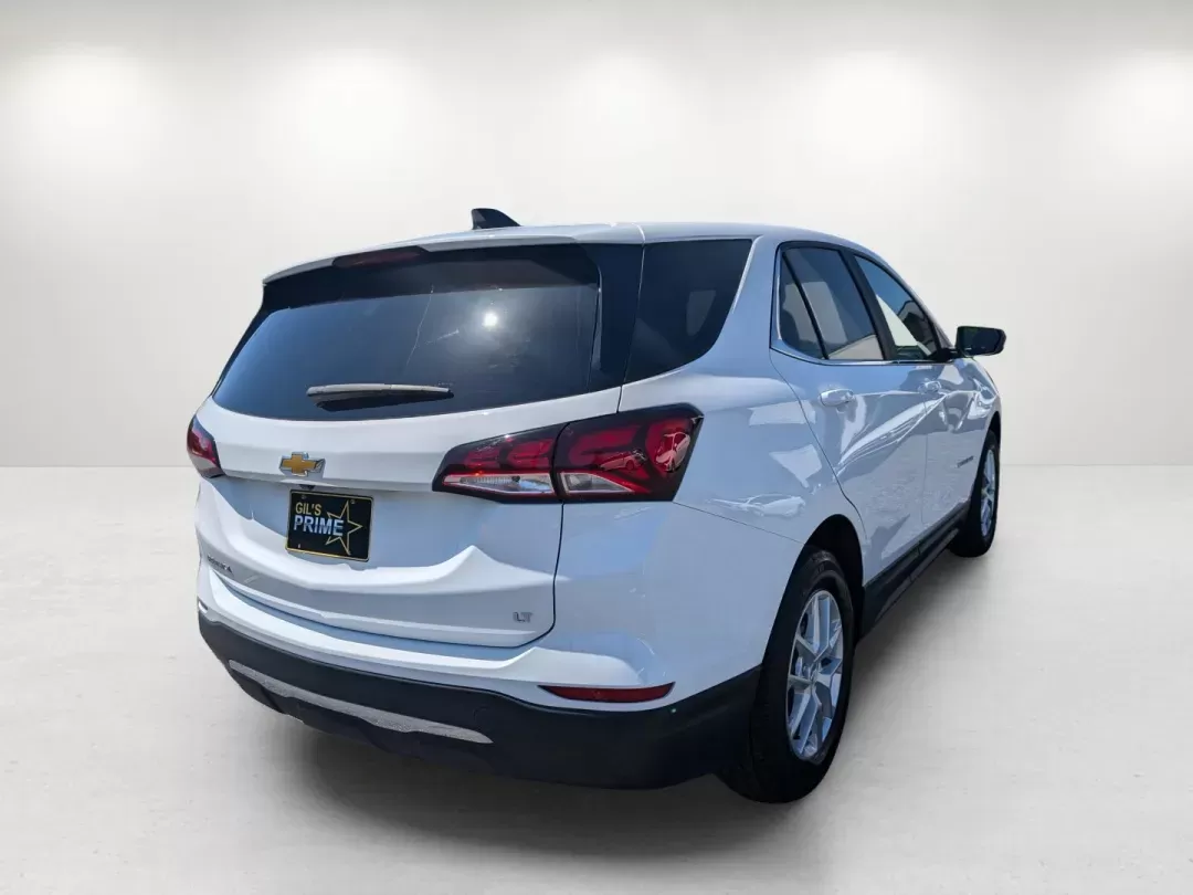 2022 /Jet Black Chevrolet Equinox LT (2GNAXKEVXN6) with an Turbocharged Gas I4 1.5L/92 engine, 6-Speed Automatic transmission, located at 1430 Gateway Drive, Opelika, AL, 36801, (334) 239-0944, 32.637871, -85.409790 - 2022 Chevrolet Equinox LT - Photo#5