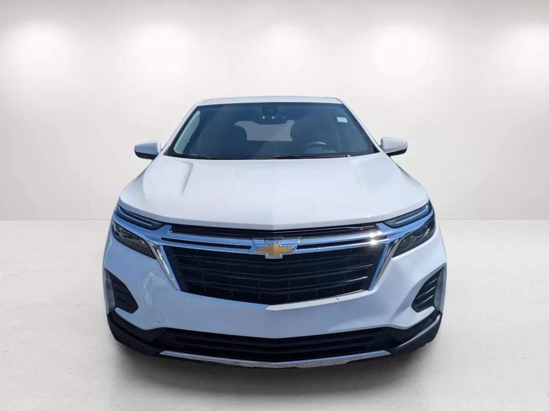 2022 /Jet Black Chevrolet Equinox LT (2GNAXKEVXN6) with an Other engine, located at 804 22nd Ave, Phenix City, AL, 36870, (334) 297-1860, 32.484749, -85.024475 - Discover the perfect blend of style, comfort, and capability with the 2022 Chevrolet Equinox LT, available at Gils Auto in Columbus, GA. This sporty SUV is ideal for weekend adventures, family outings, or daily commutes-making it a versatile choice for anyone looking to elevate their driving experie - Photo#1