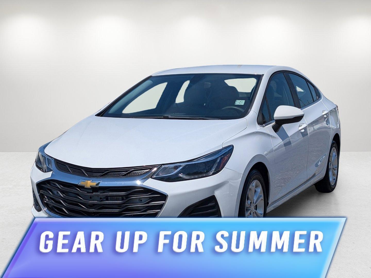 photo of 2019 Chevrolet Cruze LT