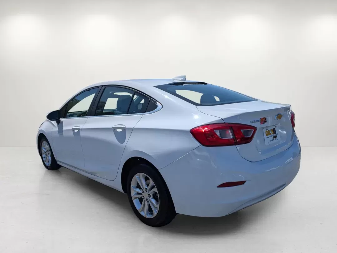2019 /Jet Black/Galvanized Chevrolet Cruze LT (1G1BE5SM5K7) with an Turbocharged Gas I4 1.4L/85 engine, 6-Speed Automatic transmission, located at 5115 14th Ave., Columbus, GA, 31904, (706) 323-0345, 32.511494, -84.971046 - 2019 Chevrolet Cruze LT - Photo#7