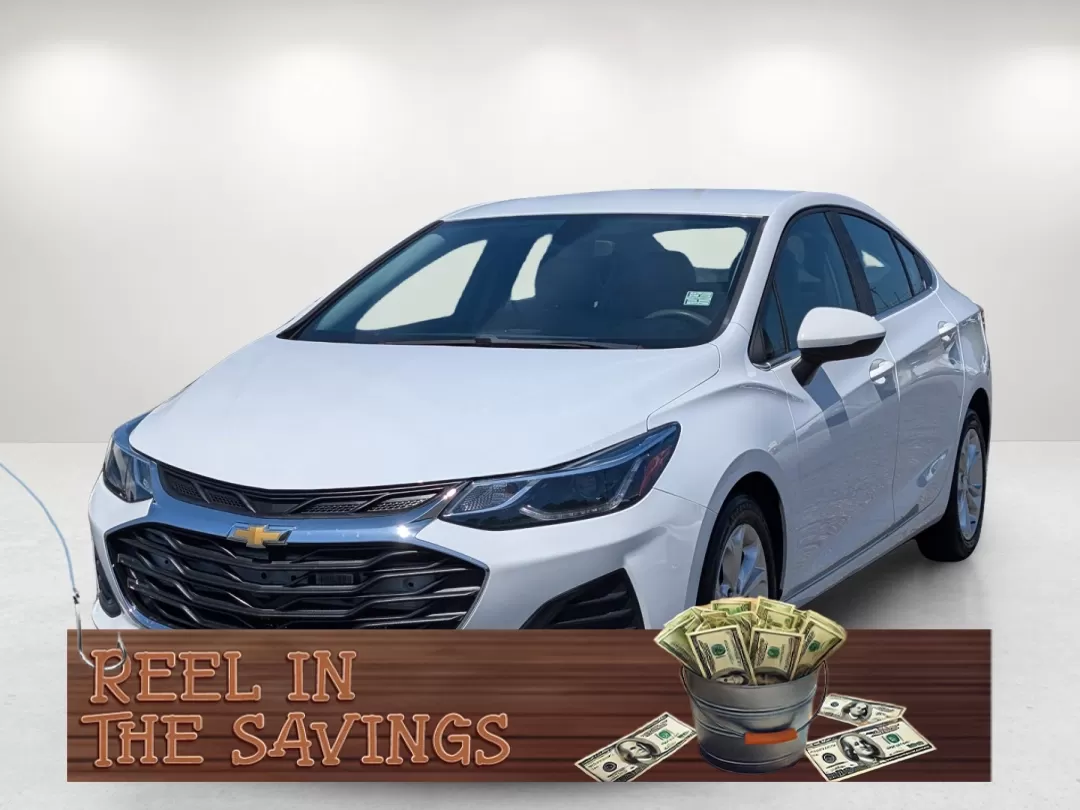 photo of 2019 Chevrolet Cruze LT