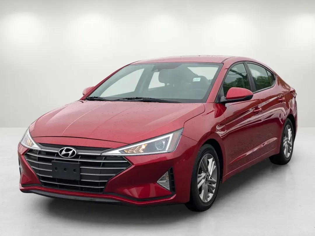 2019 /Gray Hyundai Elantra SEL (5NPD84LF3KH) with an Regular Unleaded I-4 2.0 L/122 engine, 6-Speed Automatic w/OD transmission, located at 5115 14th Ave., Columbus, GA, 31904, (706) 323-0345, 32.511494, -84.971046 - 2019 Hyundai Elantra SEL - Photo#0