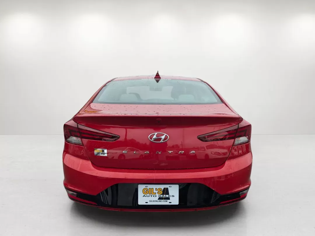 2019 /Gray Hyundai Elantra SEL (5NPD84LF3KH) with an Regular Unleaded I-4 2.0 L/122 engine, 6-Speed Automatic w/OD transmission, located at 5115 14th Ave., Columbus, GA, 31904, (706) 323-0345, 32.511494, -84.971046 - 2019 Hyundai Elantra SEL - Photo#5