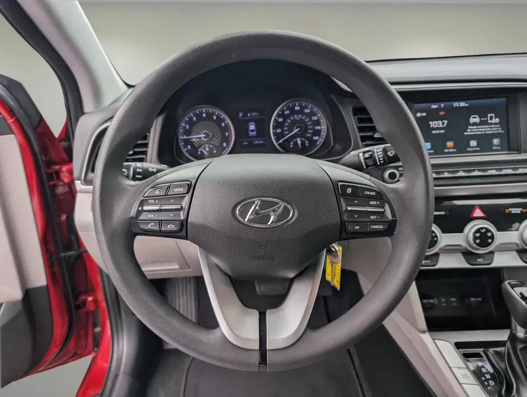 2019 /Gray Hyundai Elantra SEL (5NPD84LF3KH) with an Regular Unleaded I-4 2.0 L/122 engine, 6-Speed Automatic w/OD transmission, located at 5115 14th Ave., Columbus, GA, 31904, (706) 323-0345, 32.511494, -84.971046 - 2019 Hyundai Elantra SEL - Photo#15