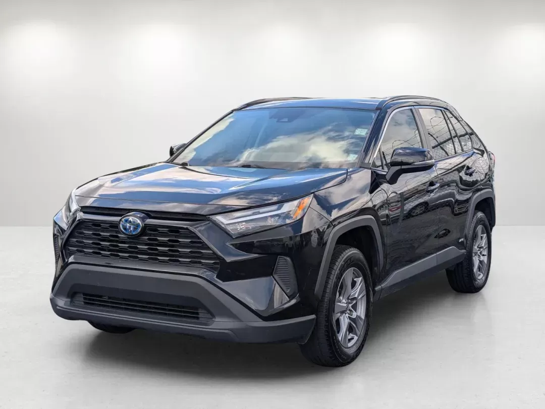 2022 Toyota RAV4 Hybrid XLE (4T3RWRFV6NU) with an Gas/Electric I-4 2.5 L/152 engine, 1-Speed CVT w/OD transmission, located at 3959 U.S. 80 W, Phenix City, AL, 36870, (334) 297-4885, 32.469296, -85.135185 - 2022 Toyota RAV4 Hybrid XLE - Photo#1
