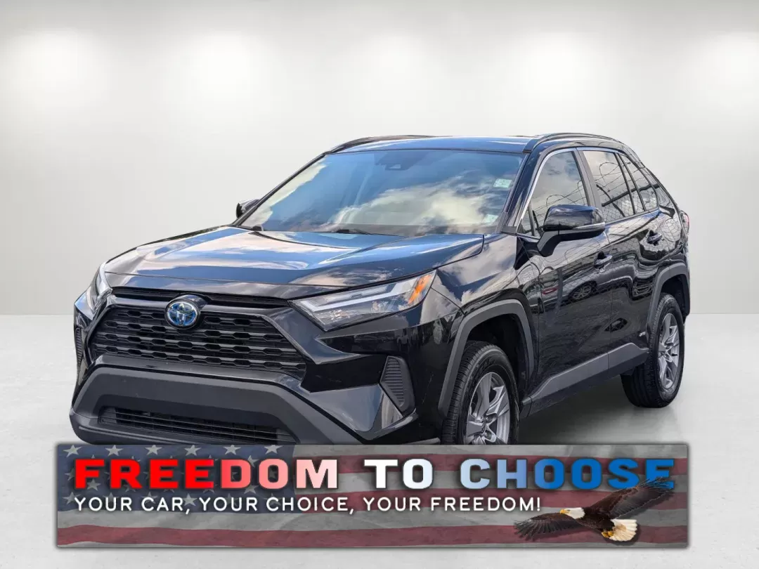 photo of 2022 Toyota RAV4 Hybrid XLE