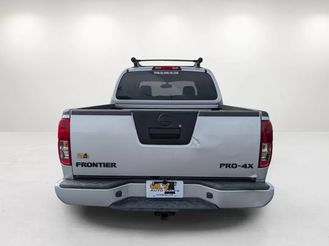 2012 /Graphite/Red Nissan Frontier PRO-4X (1N6AD0EV9CC) with an Gas V6 4.0L/241 engine, 5-Speed Automatic transmission, located at 3959 U.S. 80 W, Phenix City, AL, 36870, (334) 297-4885, 32.469296, -85.135185 - 2012 Nissan Frontier PRO-4X - Photo#5