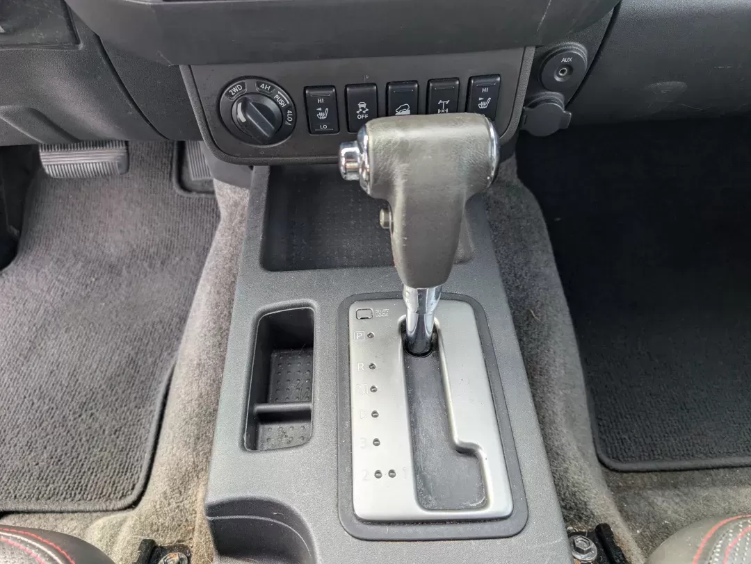 2012 /Graphite/Red Nissan Frontier PRO-4X (1N6AD0EV9CC) with an Gas V6 4.0L/241 engine, 5-Speed Automatic transmission, located at 3959 U.S. 80 W, Phenix City, AL, 36870, (334) 297-4885, 32.469296, -85.135185 - 2012 Nissan Frontier PRO-4X - Photo#13