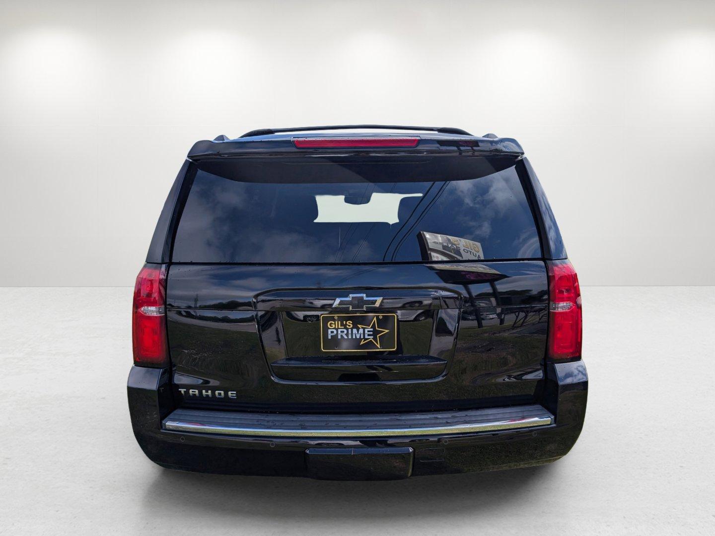 2015 /Jet Black Chevrolet Tahoe LTZ (1GNSKCKC7FR) with an Gas/Ethanol V8 5.3L/ engine, 6-Speed Automatic transmission, located at 7000 Northlake Connector, Columbus, GA, 31904, (706) 987-8085, 32.524975, -84.978134 - 2015 Chevrolet Tahoe LTZ - Photo#5