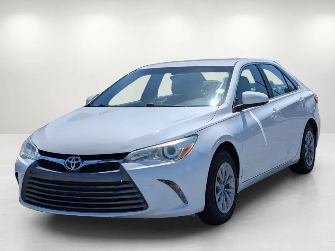 2017 Toyota Camry LE (4T1BF1FK9HU) with an Regular Unleaded I-4 2.5 L/152 engine, 6-Speed Automatic w/OD transmission, located at 5115 14th Ave., Columbus, GA, 31904, (706) 323-0345, 32.511494, -84.971046 - 2017 Toyota Camry LE - Photo#0