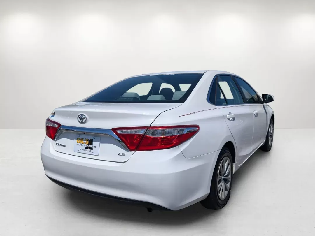 2017 Toyota Camry LE (4T1BF1FK9HU) with an Regular Unleaded I-4 2.5 L/152 engine, 6-Speed Automatic w/OD transmission, located at 5115 14th Ave., Columbus, GA, 31904, (706) 323-0345, 32.511494, -84.971046 - 2017 Toyota Camry LE - Photo#4