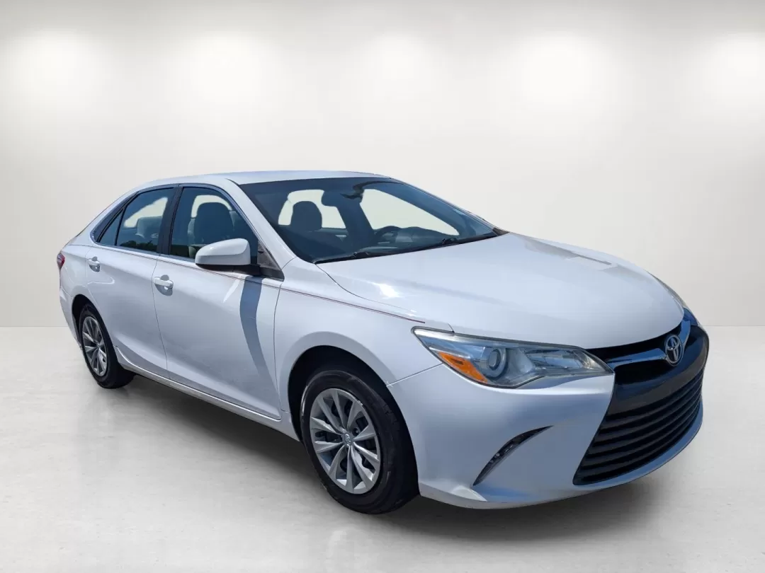 2017 Toyota Camry LE (4T1BF1FK9HU) with an Other engine, located at 3959 U.S. 80 W, Phenix City, AL, 36870, (334) 297-4885, 32.469296, -85.135185 - **Discover Your Next Adventure with the 2017 Toyota Camry LE - Available Now at Gils Auto!**<br /> <br /> Are you a commuter seeking a reliable vehicle for your daily drives, or a growing family in need of a spacious sedan that combines comfort with safety? Look no further! The 2017 Toyota Camry LE - Photo#2