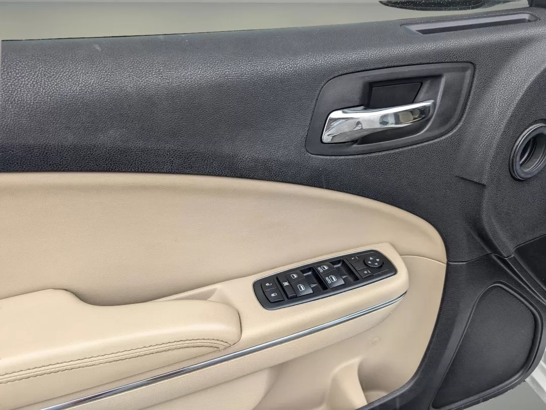 2012 /Black/Light Frost Beige Interior Dodge Charger SE (2C3CDXBG6CH) with an Other engine, located at 3959 U.S. 80 W, Phenix City, AL, 36870, (334) 297-4885, 32.469296, -85.135185 - **Discover Your Next Adventure with the 2012 Dodge Charger SE at Gils Auto!**<br /> <br /> Are you ready to elevate your driving experience? Whether you're a daily commuter navigating the streets of Phenix City or a family seeking a reliable vehicle for weekend getaways, the 2012 Dodge Charger SE is - Photo#8