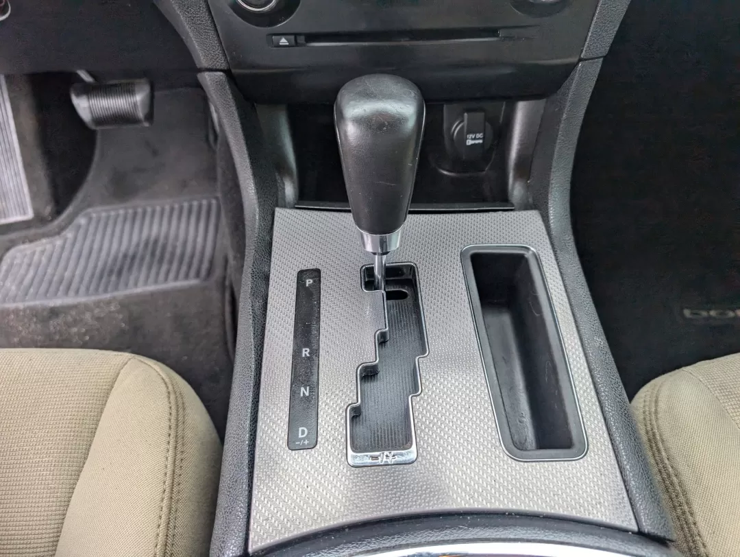 2012 /Black/Light Frost Beige Interior Dodge Charger SE (2C3CDXBG6CH) with an Other engine, located at 3959 U.S. 80 W, Phenix City, AL, 36870, (334) 297-4885, 32.469296, -85.135185 - **Discover Your Next Adventure with the 2012 Dodge Charger SE at Gils Auto!**<br /> <br /> Are you ready to elevate your driving experience? Whether you're a daily commuter navigating the streets of Phenix City or a family seeking a reliable vehicle for weekend getaways, the 2012 Dodge Charger SE is - Photo#14