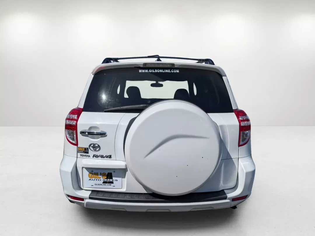 2009 Toyota RAV4 (JTMZF33V39D) with an Gas I4 2.5L/152 engine, 4-Speed Automatic w/OD transmission, located at 3959 U.S. 80 W, Phenix City, AL, 36870, (334) 297-4885, 32.469296, -85.135185 - 2009 Toyota RAV4 - Photo#6