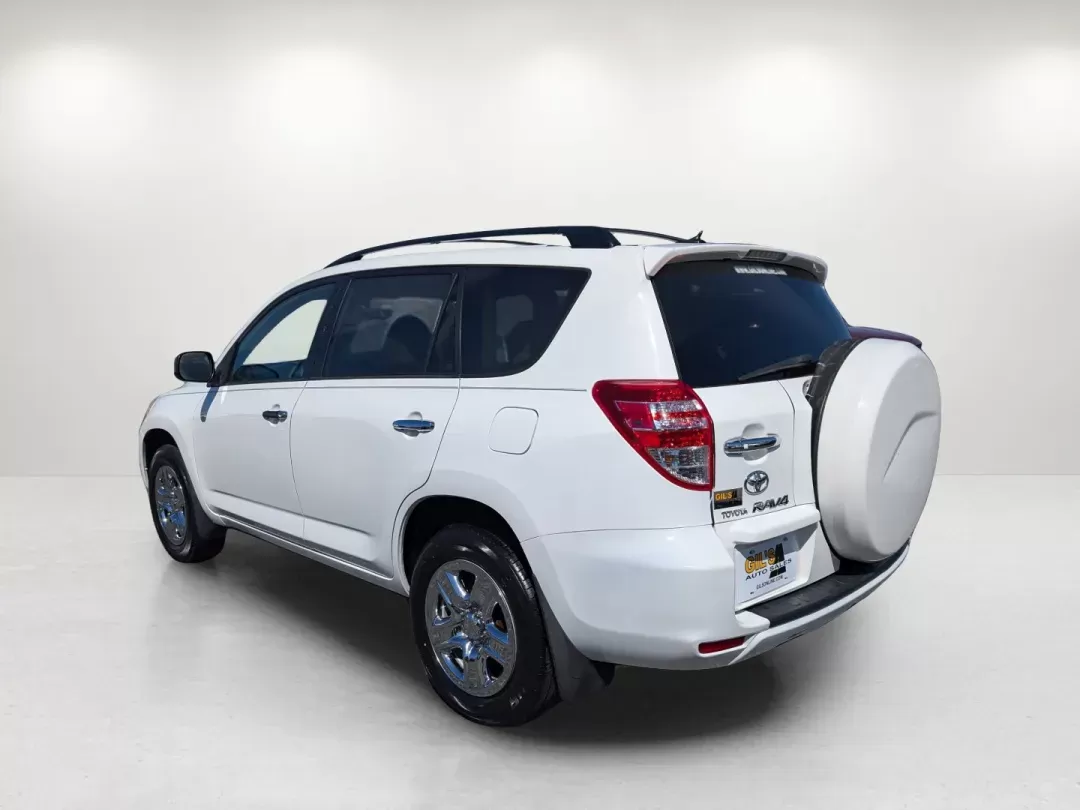 2009 Toyota RAV4 (JTMZF33V39D) with an Gas I4 2.5L/152 engine, 4-Speed Automatic w/OD transmission, located at 3959 U.S. 80 W, Phenix City, AL, 36870, (334) 297-4885, 32.469296, -85.135185 - 2009 Toyota RAV4 - Photo#7