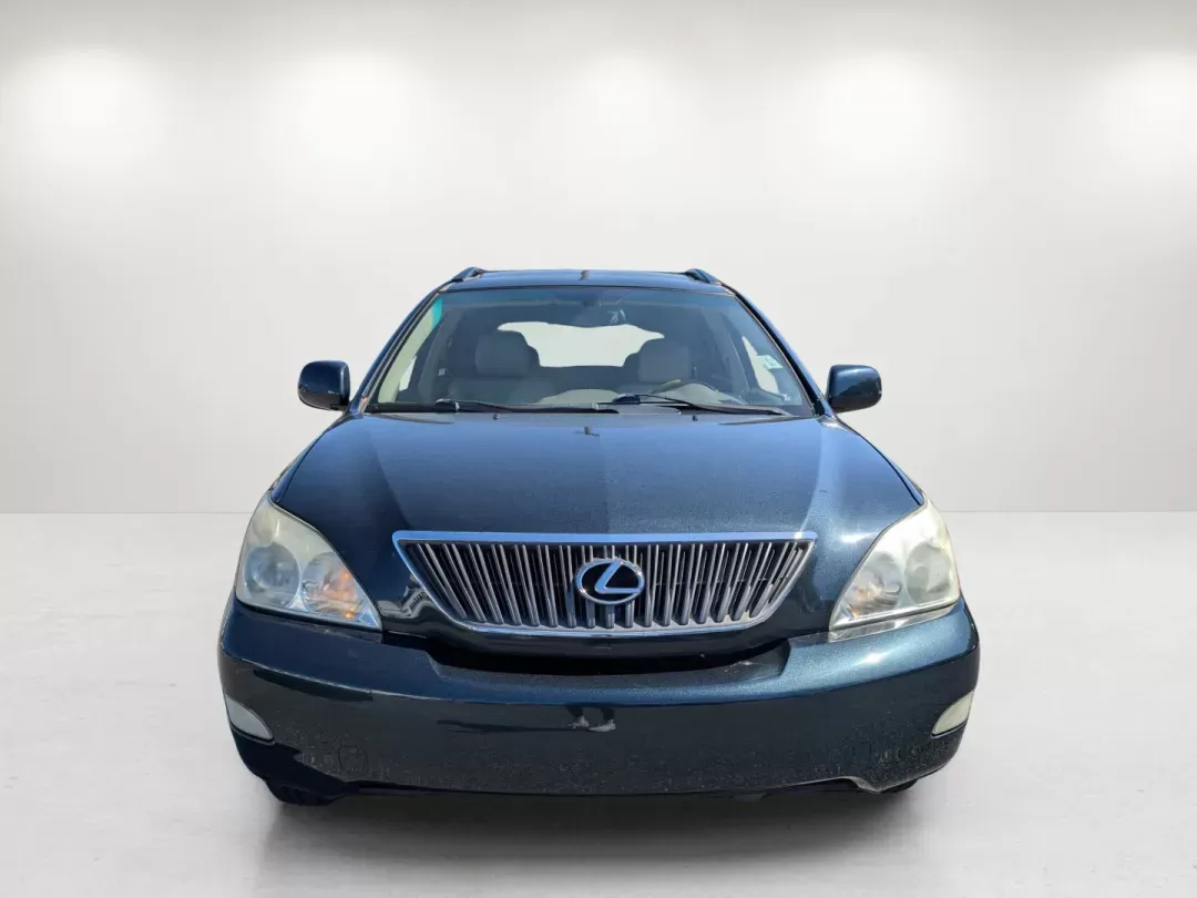 2004 Lexus RX 330 (JTJGA31U940) with an Gas V6 3.3L/202 engine, 5-Speed Automatic w/OD transmission, located at 1430 Gateway Drive, Opelika, AL, 36801, (334) 239-0944, 32.637871, -85.409790 - 2004 Lexus RX 330 - Photo#2