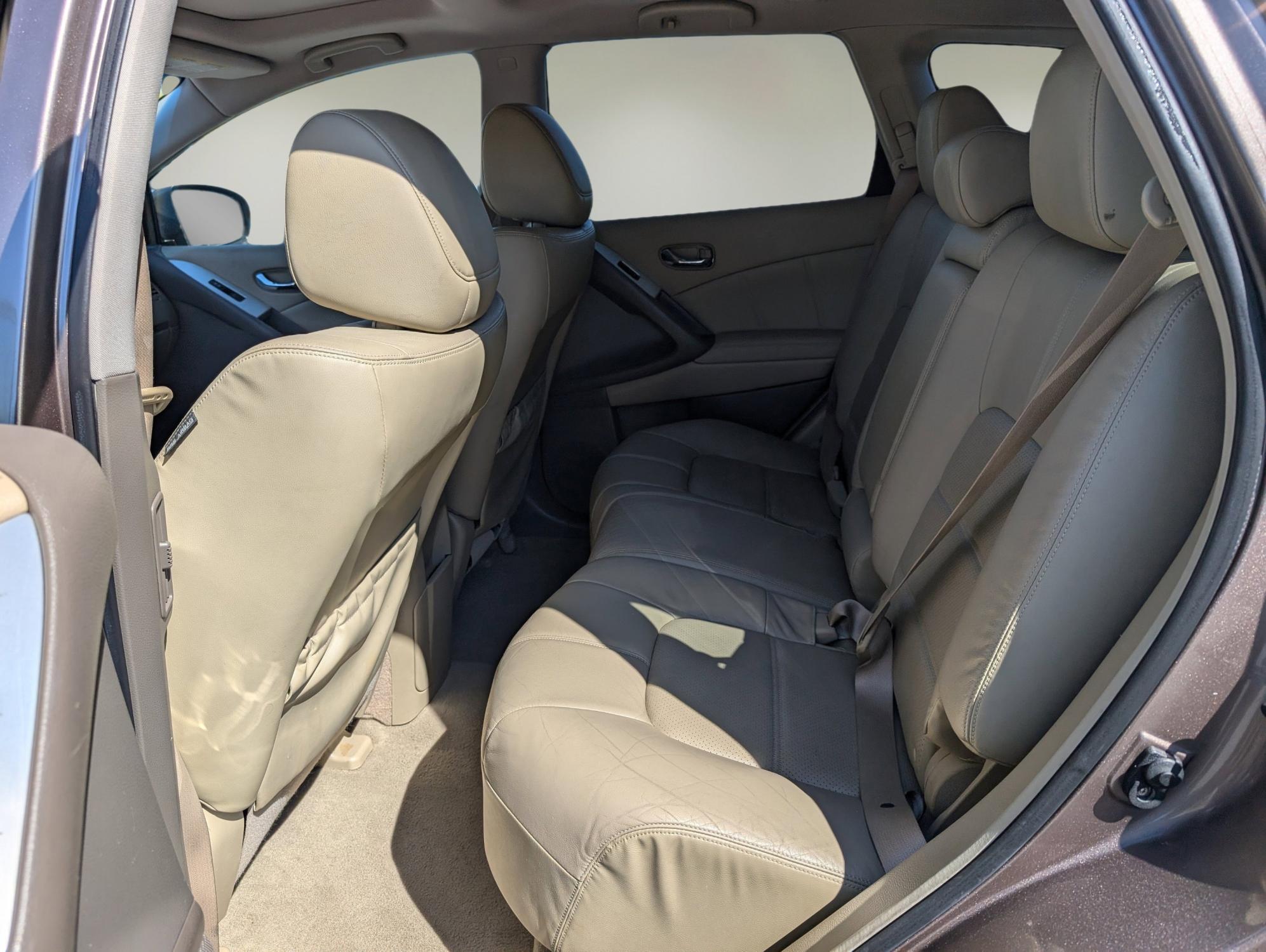 2011 /Beige Nissan Murano SL (JN8AZ1MU3BW) with an Gas V6 3.5L/ engine, 1-Speed Continuously Variable Ratio transmission, located at 804 22nd Ave, Phenix City, AL, 36870, (334) 297-1860, 32.484749, -85.024475 - 2011 Nissan Murano SL - Photo#10