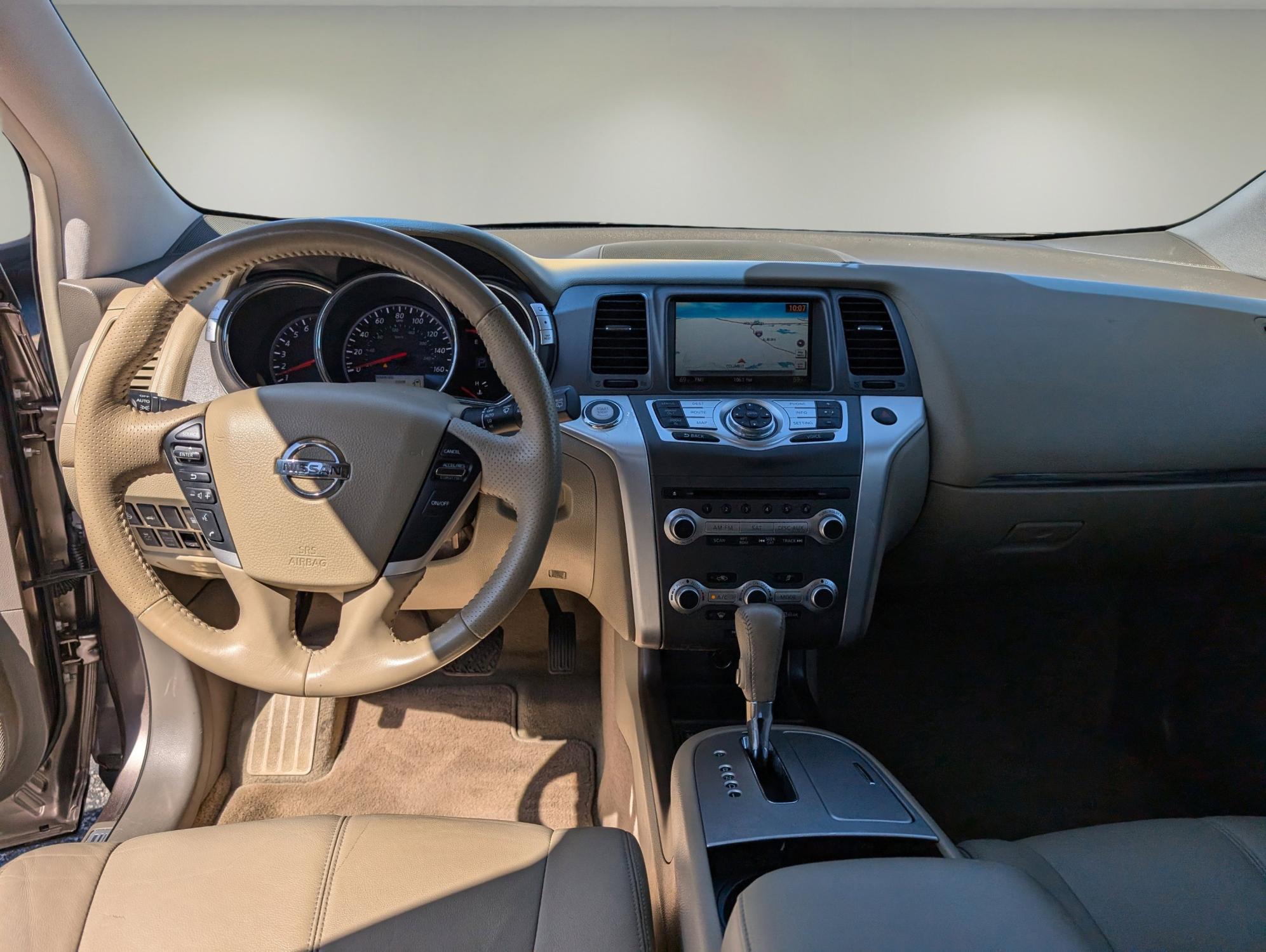 2011 /Beige Nissan Murano SL (JN8AZ1MU3BW) with an Gas V6 3.5L/ engine, 1-Speed Continuously Variable Ratio transmission, located at 804 22nd Ave, Phenix City, AL, 36870, (334) 297-1860, 32.484749, -85.024475 - 2011 Nissan Murano SL - Photo#11