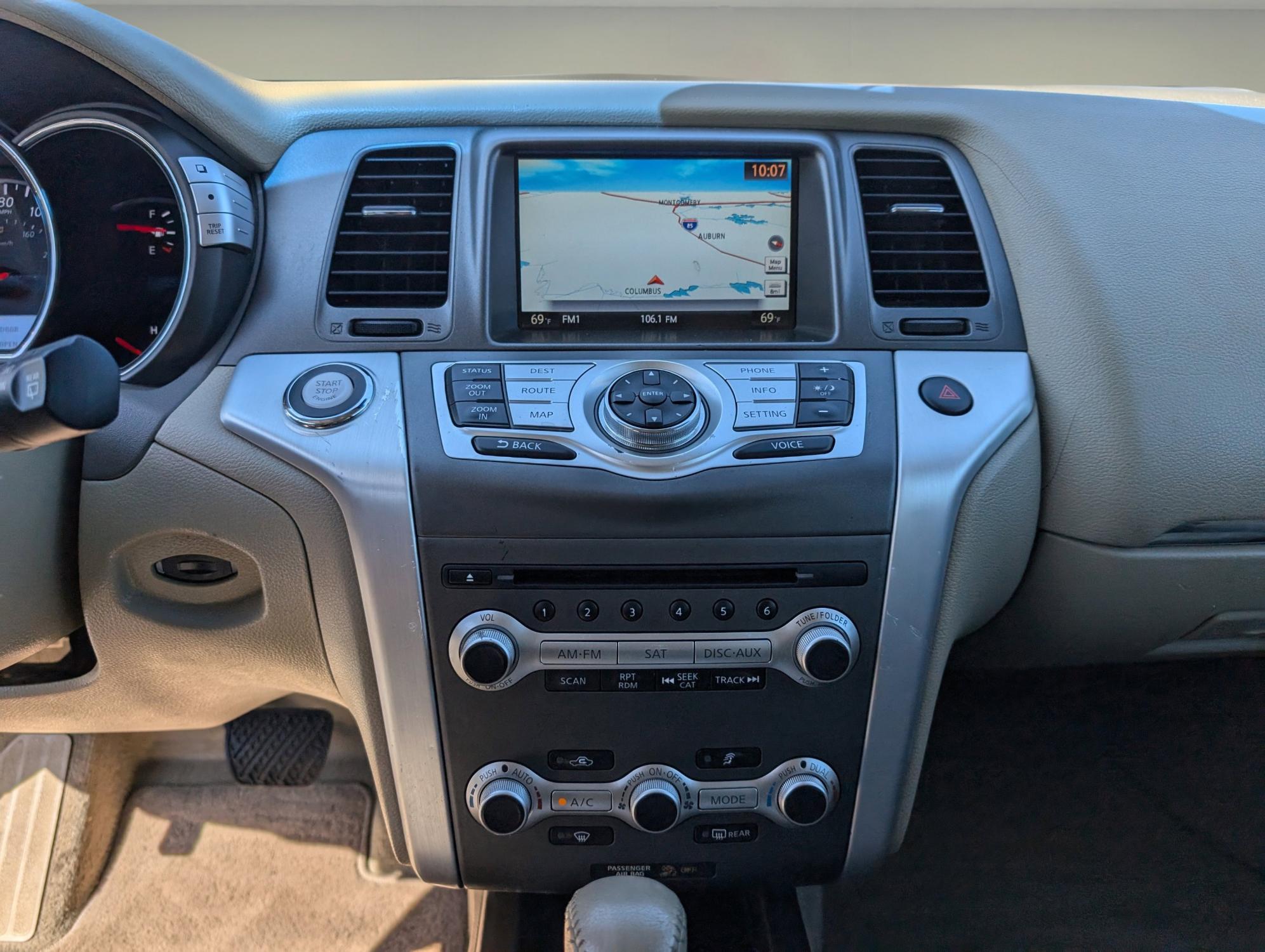 2011 /Beige Nissan Murano SL (JN8AZ1MU3BW) with an Gas V6 3.5L/ engine, 1-Speed Continuously Variable Ratio transmission, located at 804 22nd Ave, Phenix City, AL, 36870, (334) 297-1860, 32.484749, -85.024475 - 2011 Nissan Murano SL - Photo#14