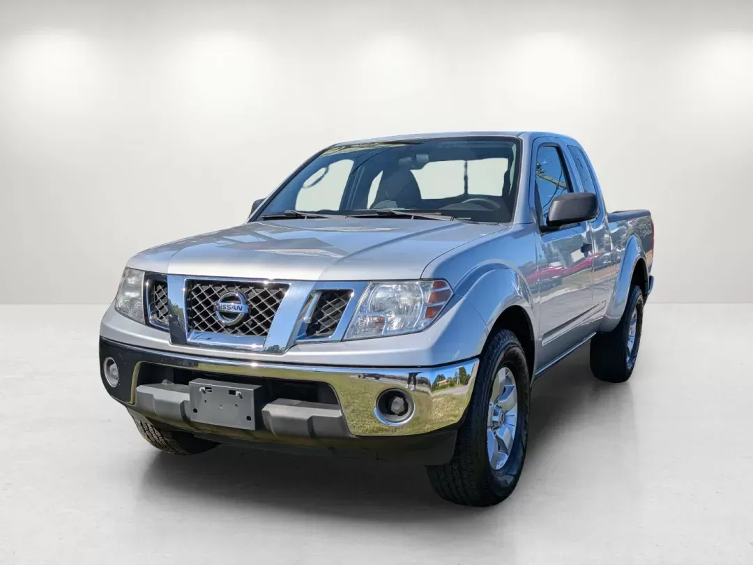 2011 /Graphite Nissan Frontier SV (1N6BD0CT8BC) with an Gas 4-cyl 2.5L/ engine, 5-Speed Automatic transmission, located at 1430 Gateway Drive, Opelika, AL, 36801, (334) 239-0944, 32.637871, -85.409790 - 2011 Nissan Frontier SV - Photo#0
