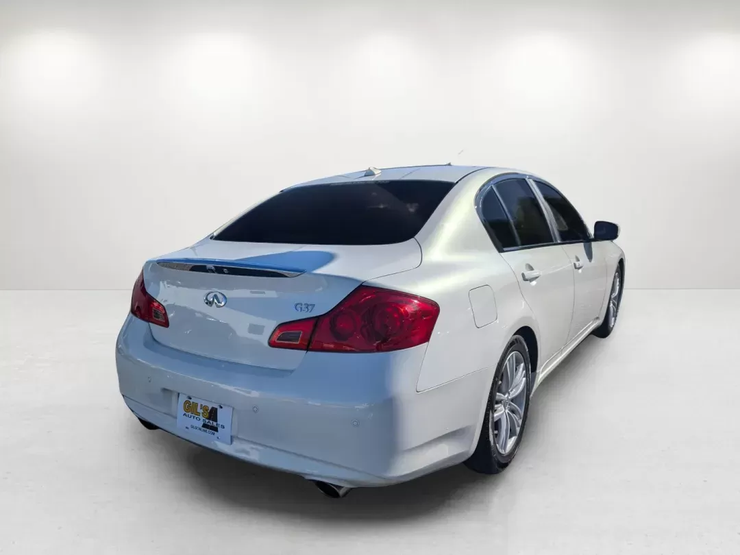 2013 /Graphite Infiniti G37 Sedan Journey (JN1CV6AP2DM) with an Other engine, located at 804 22nd Ave, Phenix City, AL, 36870, (334) 297-1860, 32.484749, -85.024475 - **Unlock the Open Road with the 2013 Infiniti G37 Sedan Your Ideal Commuter Companion!**<br /> <br /> Are you ready to elevate your daily commute or weekend adventures? The 2013 Infiniti G37 Sedan is here to redefine your driving experience. With its luxurious features and spirited performance, thi - Photo#4