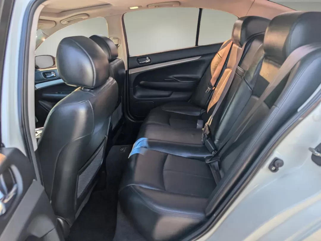 2013 /Graphite Infiniti G37 Sedan Journey (JN1CV6AP2DM) with an Other engine, located at 804 22nd Ave, Phenix City, AL, 36870, (334) 297-1860, 32.484749, -85.024475 - **Unlock the Open Road with the 2013 Infiniti G37 Sedan Your Ideal Commuter Companion!**<br /> <br /> Are you ready to elevate your daily commute or weekend adventures? The 2013 Infiniti G37 Sedan is here to redefine your driving experience. With its luxurious features and spirited performance, thi - Photo#10