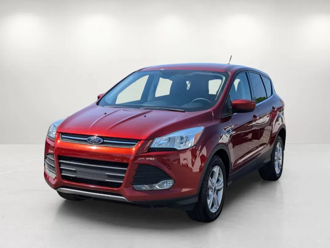 photo of 2016 Ford Escape SE