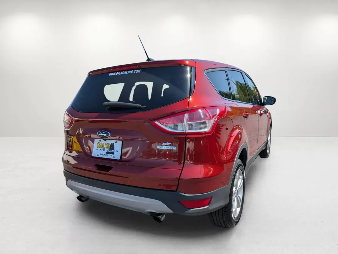 2016 Ford Escape SE (1FMCU0GXXGU) with an Intercooled Turbo Regular Unleaded I-4 1.6 L/98 engine, 6-Speed Automatic w/OD transmission, located at 7000 Northlake Connector, Columbus, GA, 31904, (706) 987-8085, 32.524975, -84.978134 - 2016 Ford Escape SE - Photo#4