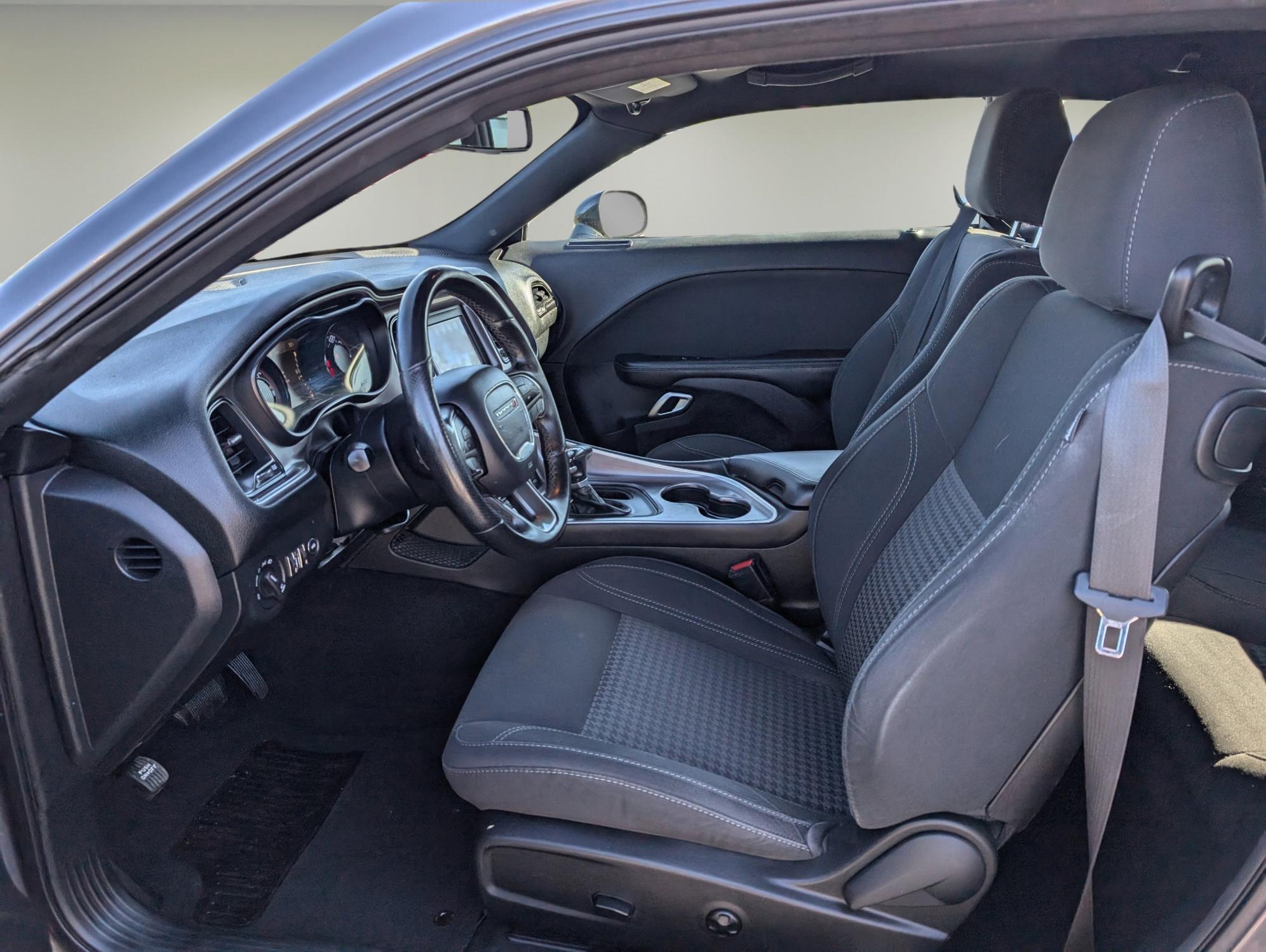 2019 /Black Dodge Challenger SXT (2C3CDZAGXKH) with an Regular Unleaded V-6 3.6 L/220 engine, 8-Speed Automatic w/OD transmission, located at 7000 Northlake Connector, Columbus, GA, 31904, (706) 987-8085, 32.524975, -84.978134 - 2019 Dodge Challenger SXT - Photo#9