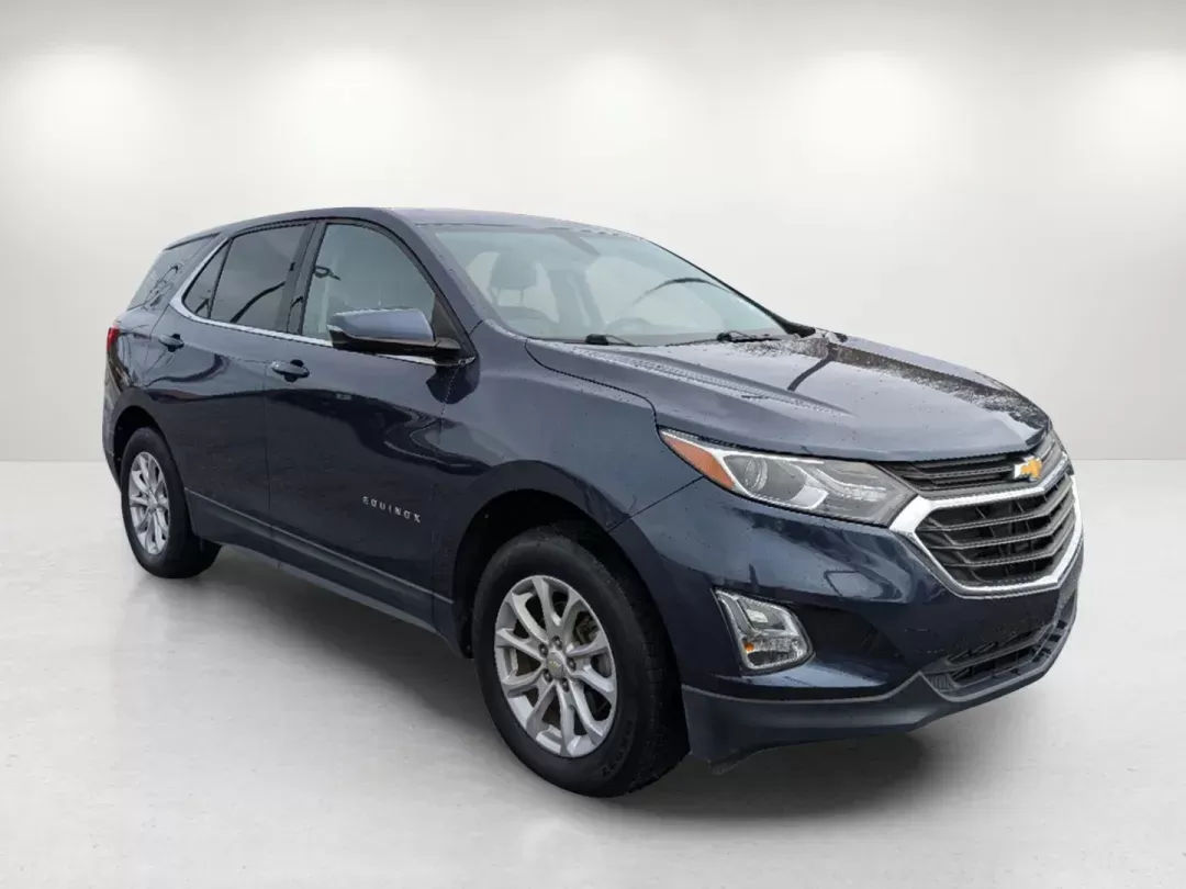 2018 /Medium Ash Gray Chevrolet Equinox LT (3GNAXSEV5JL) with an Turbocharged Gas I4 1.5L/ engine, 6-Speed Automatic transmission, located at 521 Old Farm Lane Rd, Prattville, AL, 36066, (334) 325-1505, 32.482460, -86.416367 - 2018 Chevrolet Equinox LT - Photo#2