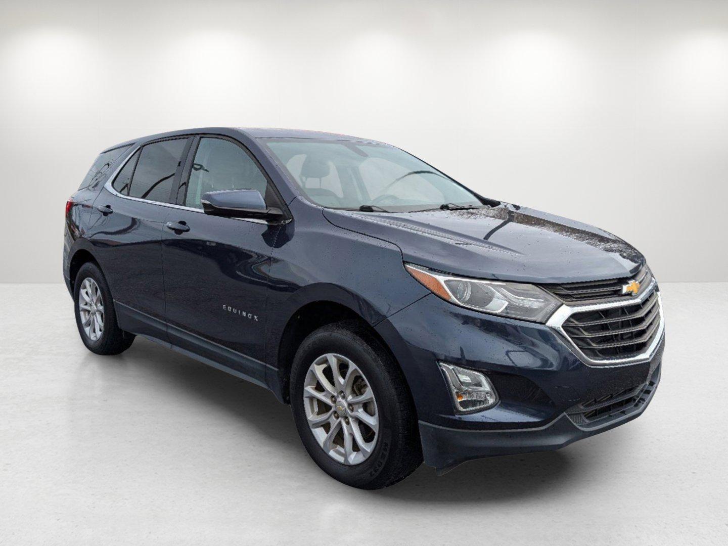 2018 /Medium Ash Gray Chevrolet Equinox LT (3GNAXSEV5JL) with an Turbocharged Gas I4 1.5L/ engine, 6-Speed Automatic transmission, located at 5115 14th Ave., Columbus, GA, 31904, (706) 323-0345, 32.511494, -84.971046 - 2018 Chevrolet Equinox LT - Photo#2