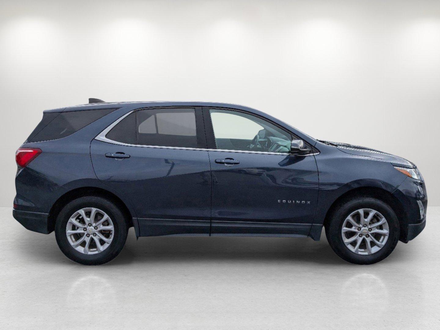 2018 /Medium Ash Gray Chevrolet Equinox LT (3GNAXSEV5JL) with an Turbocharged Gas I4 1.5L/ engine, 6-Speed Automatic transmission, located at 5115 14th Ave., Columbus, GA, 31904, (706) 323-0345, 32.511494, -84.971046 - 2018 Chevrolet Equinox LT - Photo#3