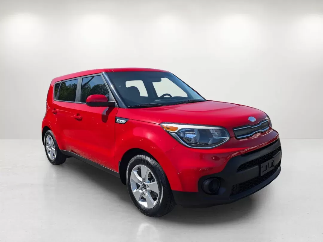 2019 /Black Kia Soul Base (KNDJN2A23K7) with an Regular Unleaded I-4 1.6 L/97 engine, 6-Speed Automatic w/OD transmission, located at 7000 Northlake Connector, Columbus, GA, 31904, (706) 987-8085, 32.524975, -84.978134 - 2019 Kia Soul Base - Photo#2