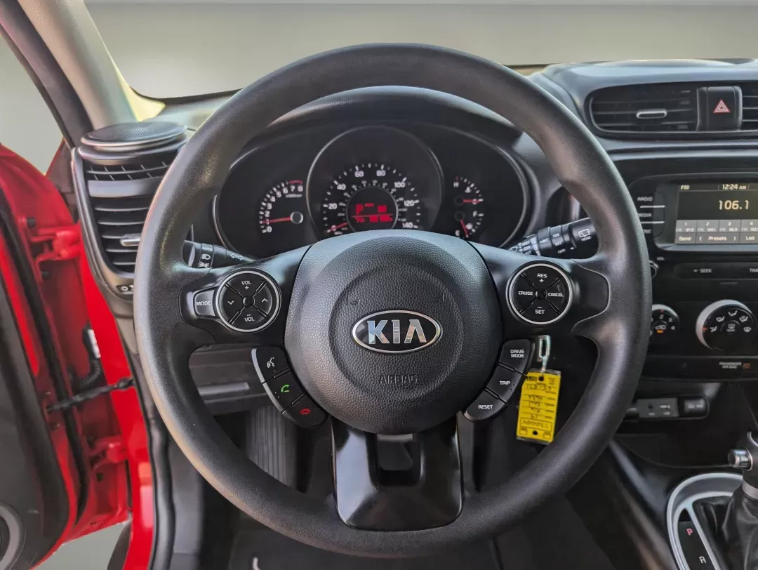 2019 /Black Kia Soul Base (KNDJN2A23K7) with an Regular Unleaded I-4 1.6 L/97 engine, 6-Speed Automatic w/OD transmission, located at 7000 Northlake Connector, Columbus, GA, 31904, (706) 987-8085, 32.524975, -84.978134 - 2019 Kia Soul Base - Photo#15