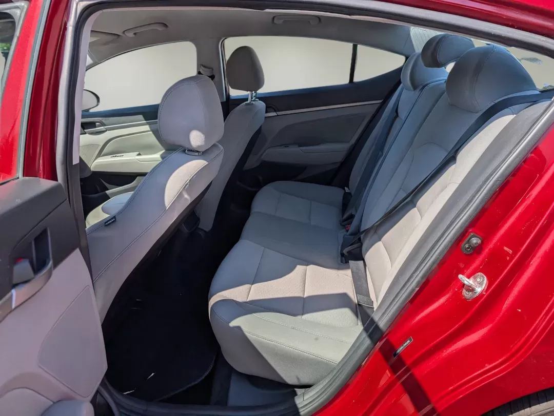 2018 /Gray Hyundai Elantra SEL (5NPD84LF9JH) with an Other engine, located at 804 22nd Ave, Phenix City, AL, 36870, (334) 297-1860, 32.484749, -85.024475 - **Discover Your Next Adventure with the 2018 Hyundai Elantra SEL at Gils Auto Columbus, GA!**<br /> <br /> Are you searching for a reliable and stylish sedan that caters to your daily commute or weekend getaways? Look no further than the 2018 Hyundai Elantra SEL, available now at Gils Auto, your tr - Photo#10